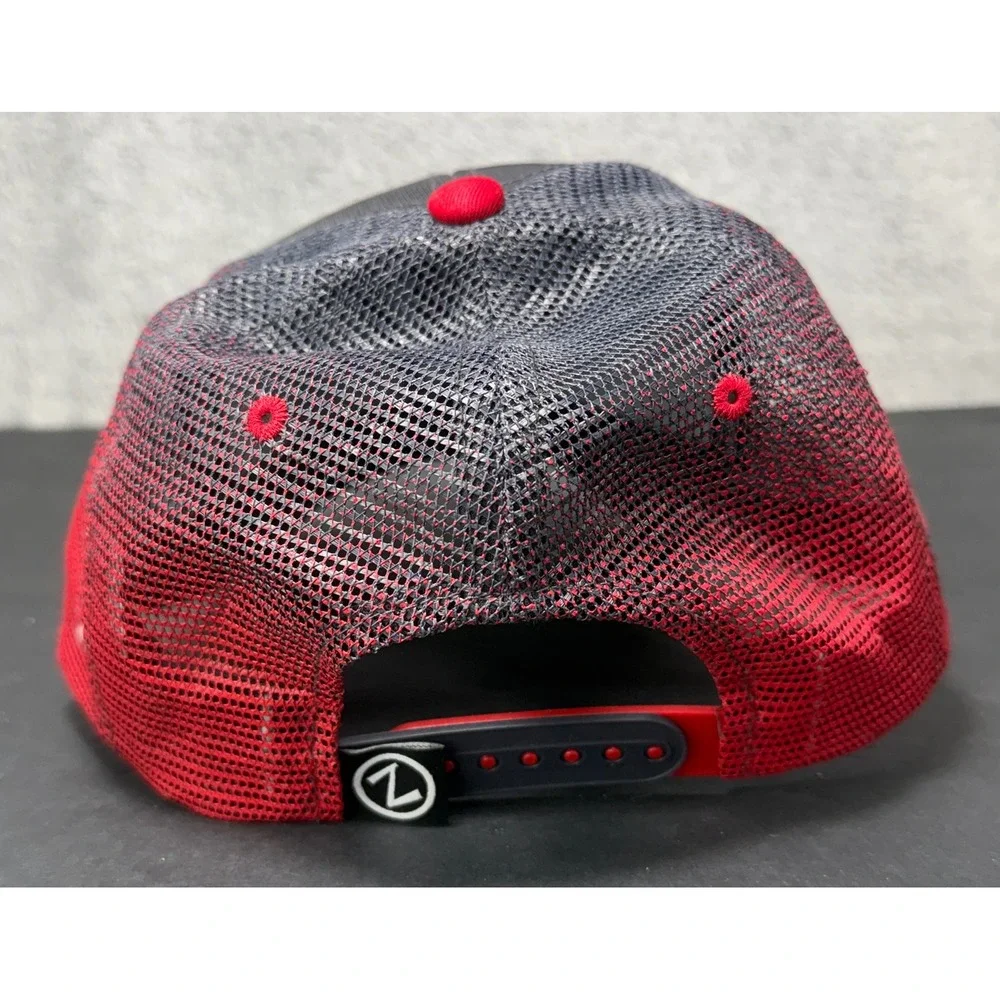 Zephyr Trucker Hat Mens OSFA Grey Red Wisconsin Badgers Snapback Mesh Cap